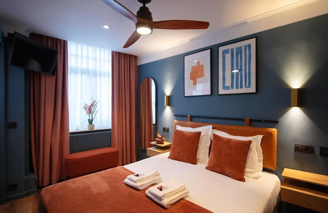De Pauw Hotel 2*